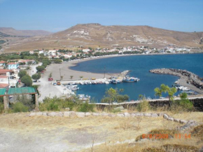 Sea Front two bedroom House in Lesvos
